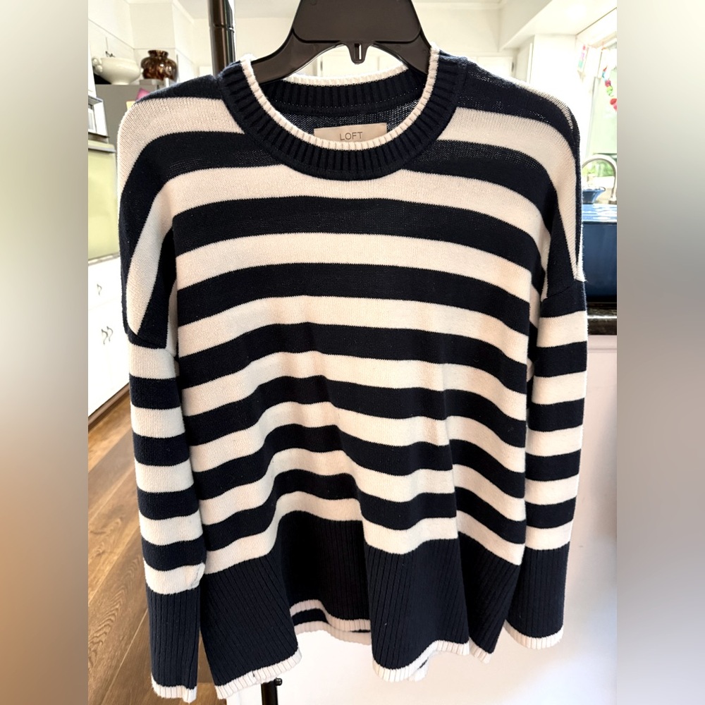 LOFT sweater